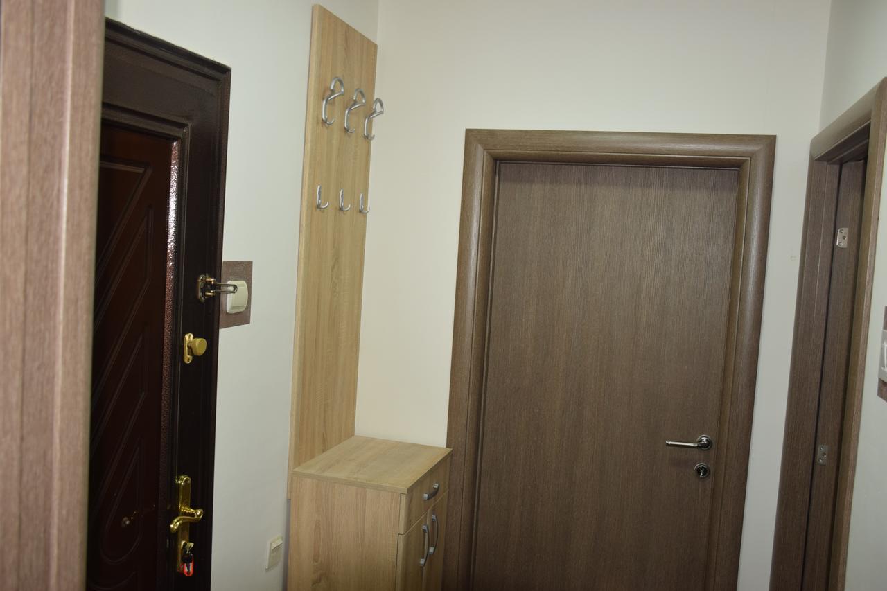 Comfort Inn Apartment 2 Novi Pazar Buitenkant foto